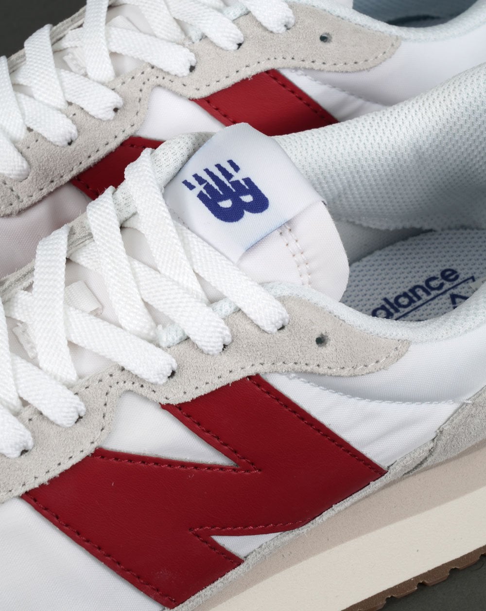 New Balance 237 Trainer White/Red