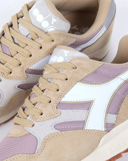 Diadora N902 Trainer Sand/Pink