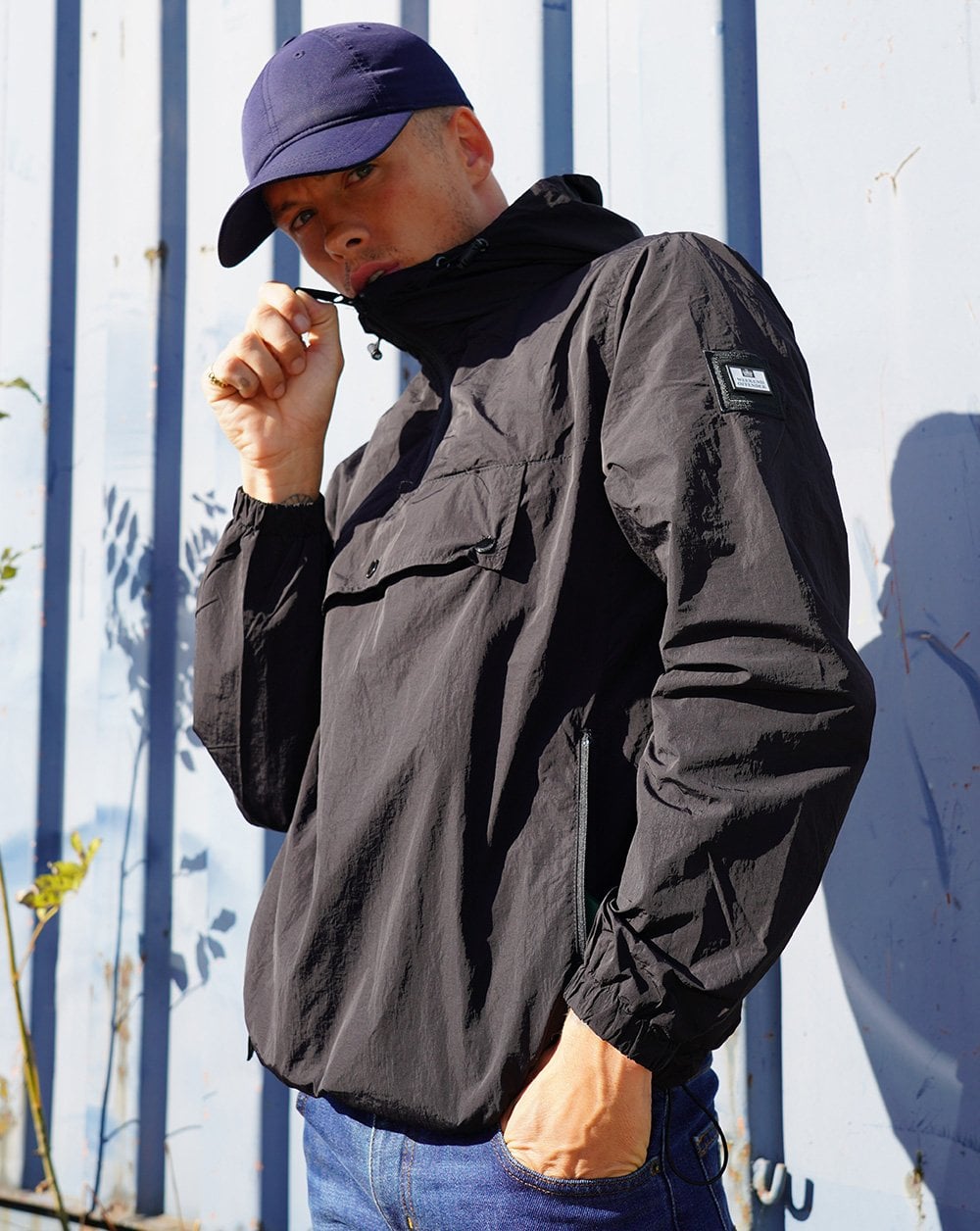 Weekend Offender 1/4 Zip Terrace Jacket Black