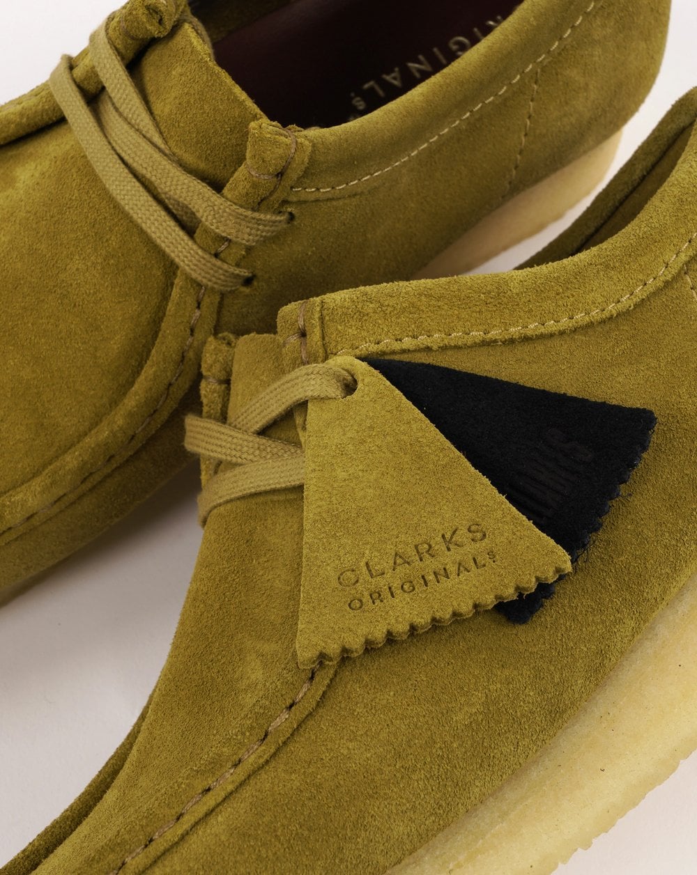Clarks Originals Wallabee Shoe Mid Green Suede