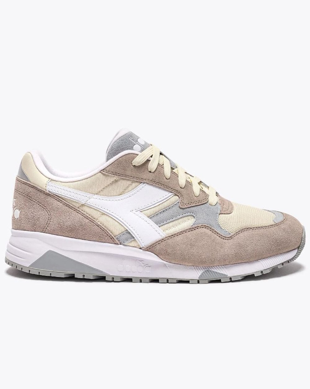 Diadora N902 Trainer Coffee/Cream