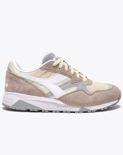 Diadora N902 Trainer Coffee/Cream
