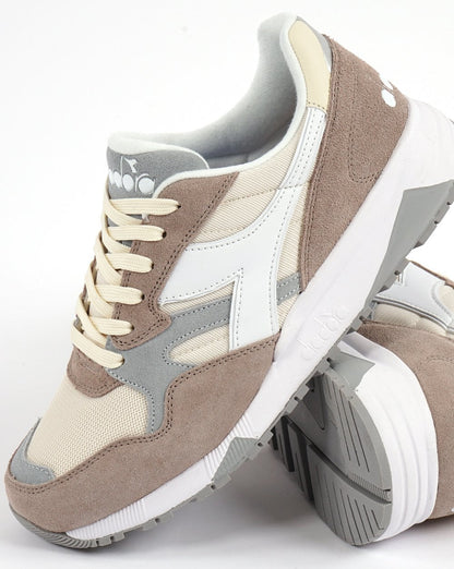 Diadora N902 Trainer Coffee/Cream
