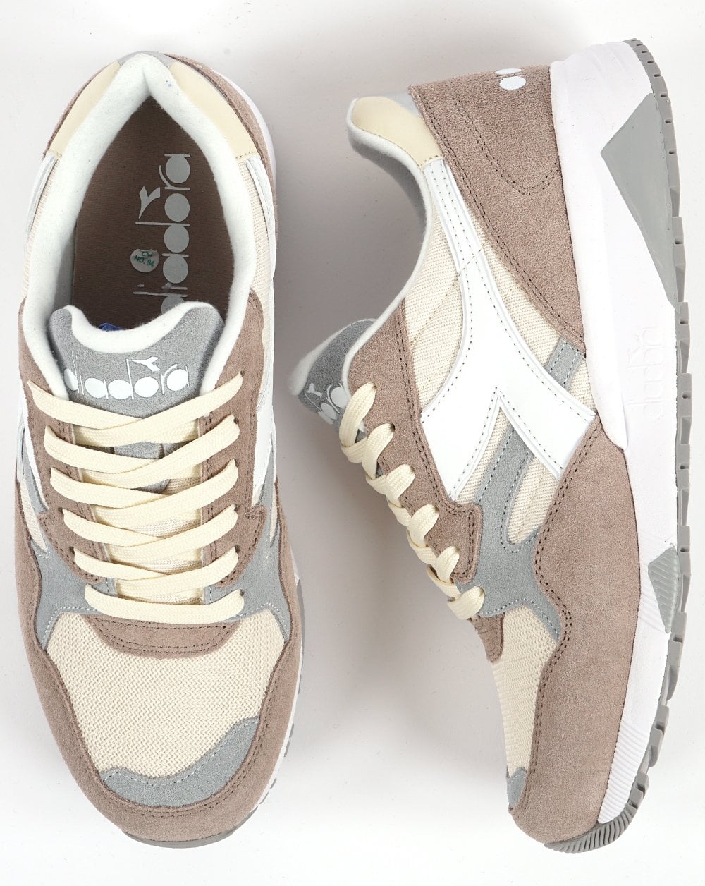 Diadora N902 Trainer Coffee/Cream