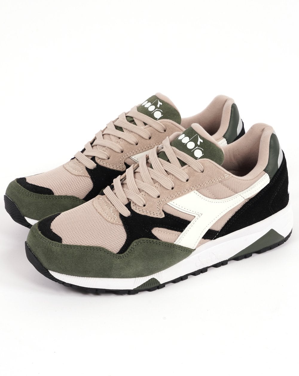 Diadora N902 Trainer Stone Oxford