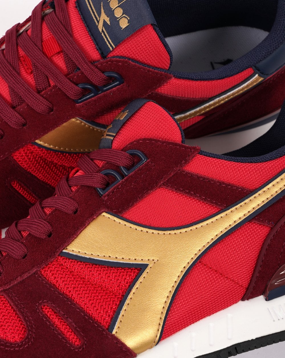 Diadora Titan Seb Trainer Red Navy Gold