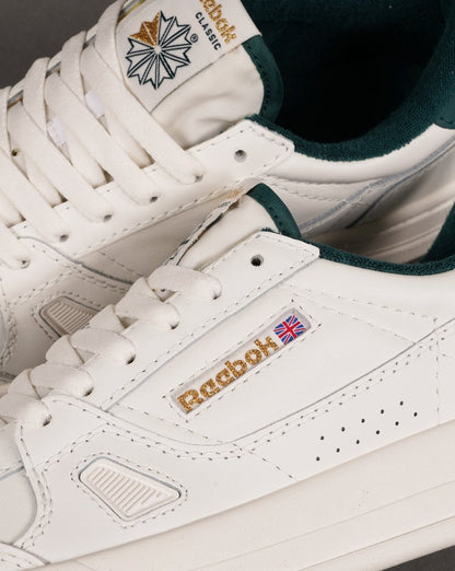 Reebok LT Court Trainers Chalk/Green