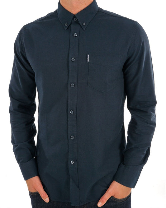 Ben Sherman Long Sleeved Oxford Shirt in Navy