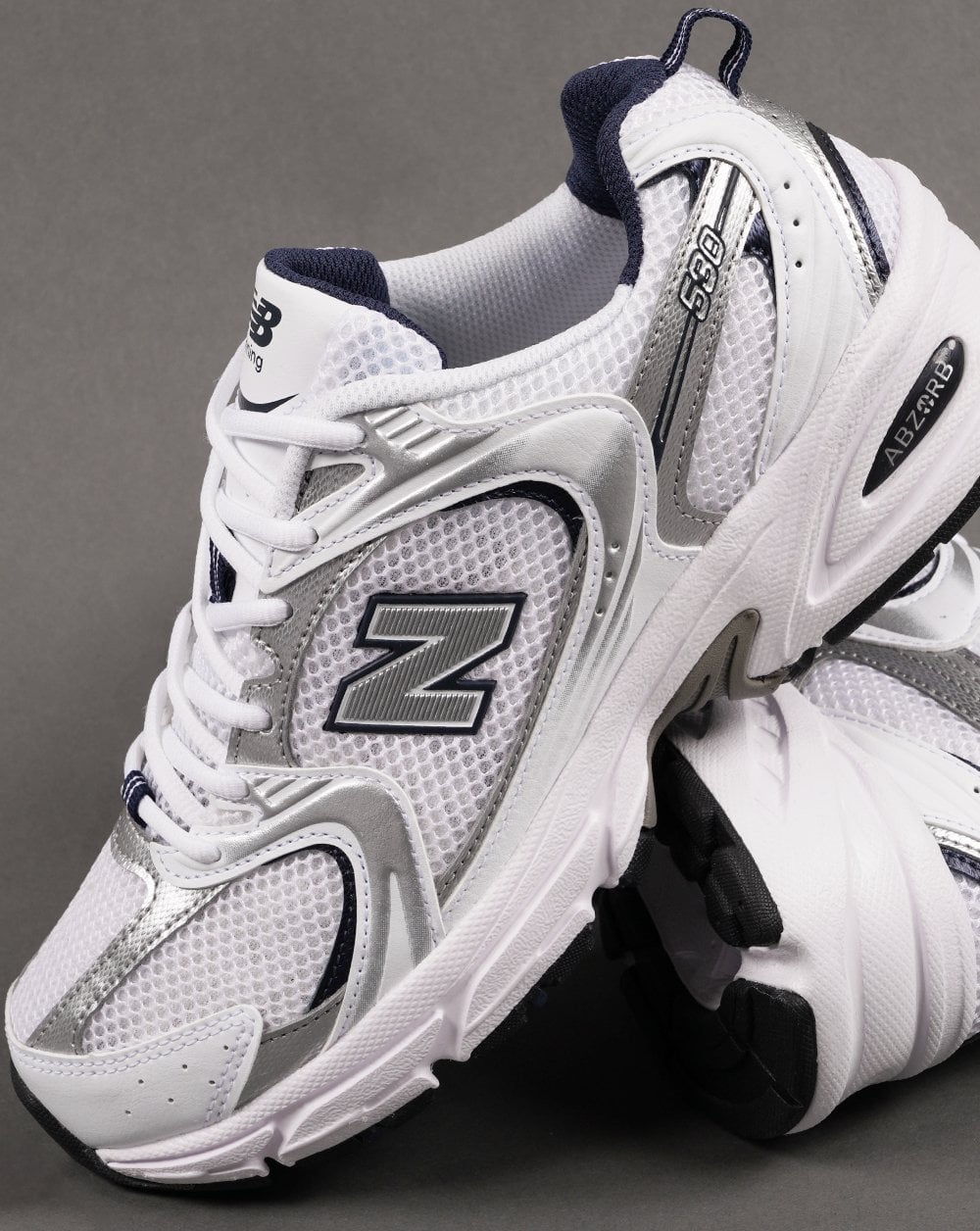 New Balance 530 Trainers White