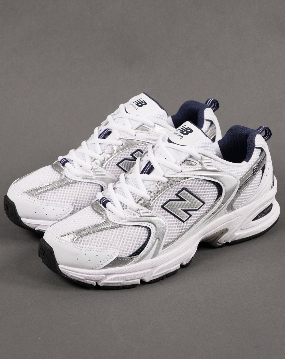 New Balance 530 Trainers White
