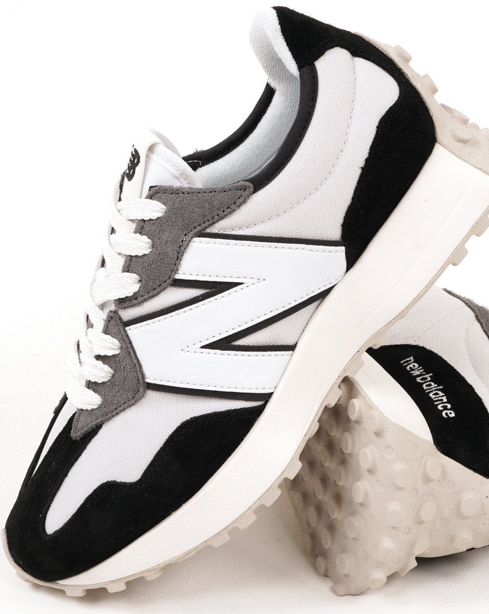 New Balance 327 Trainers White/Black