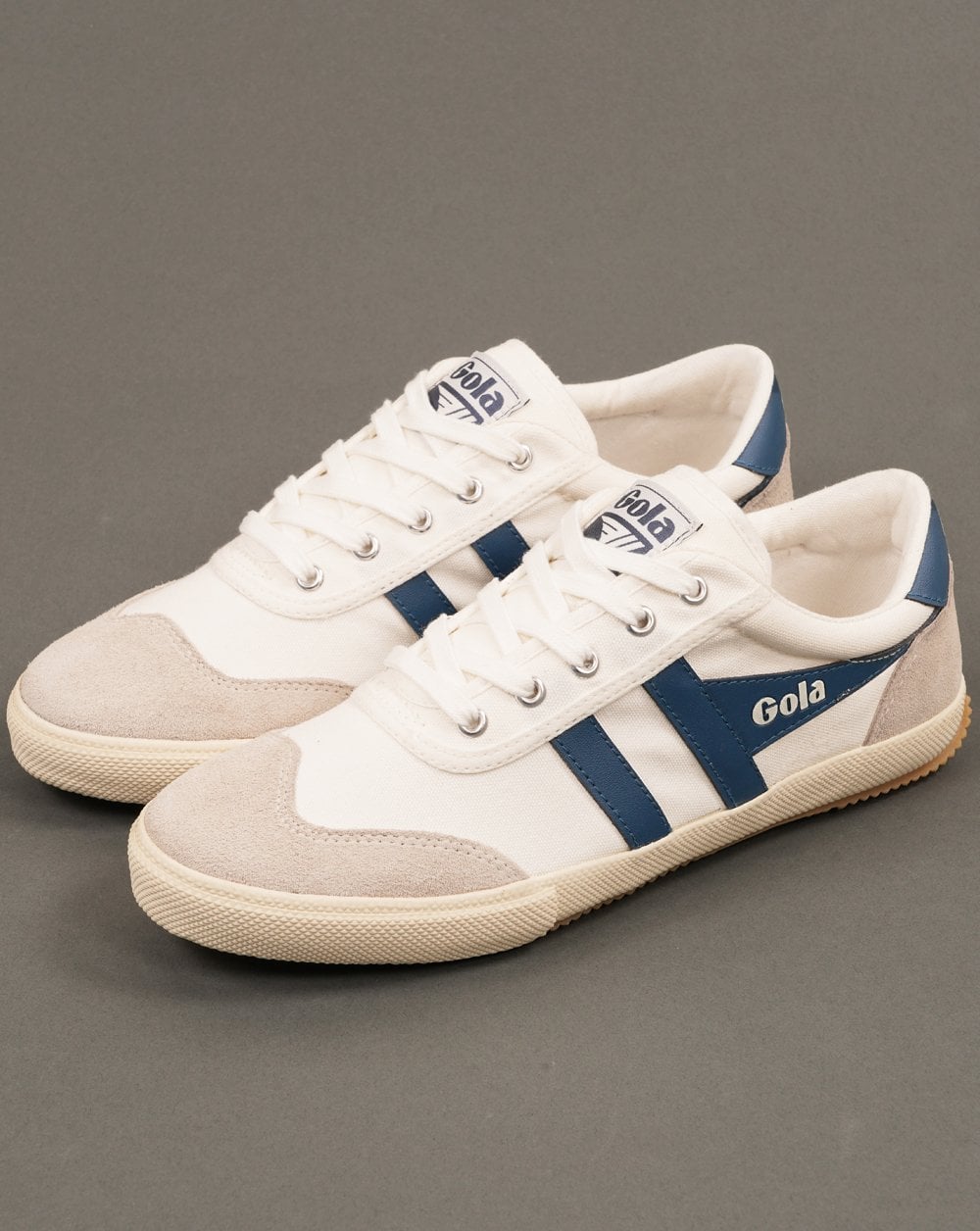 Gola Canvas Suede Trainer White / Navy