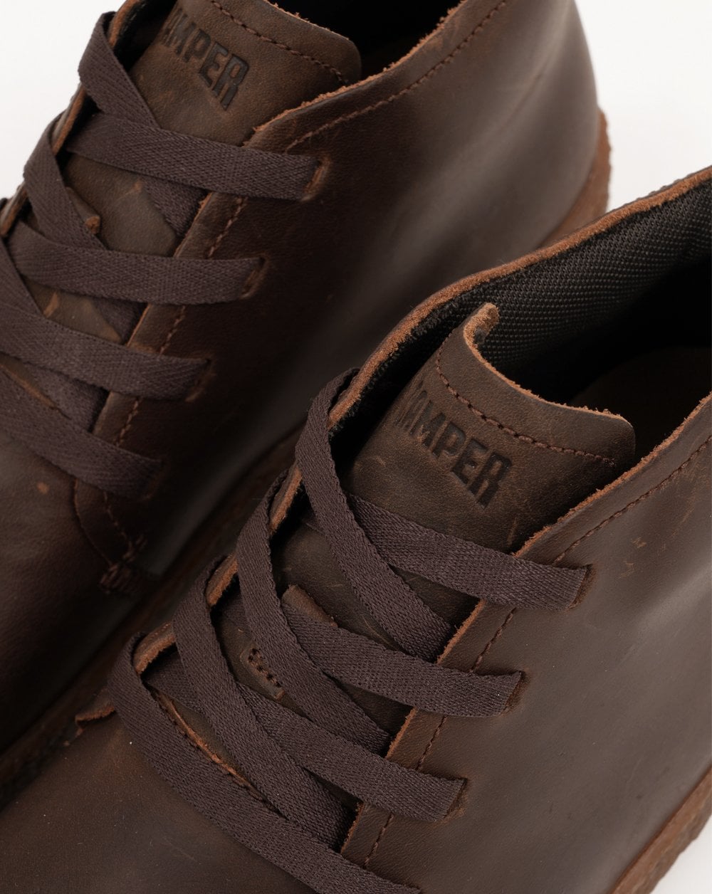 Camper Peu Terreno Boots Crazyhorse Cola