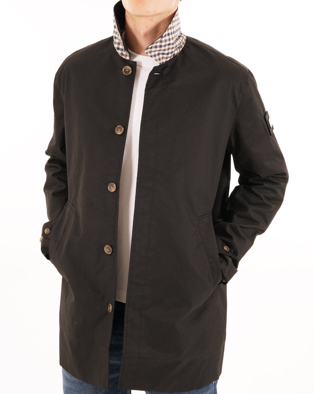 Weekend Offender Whitehouse Mac Black