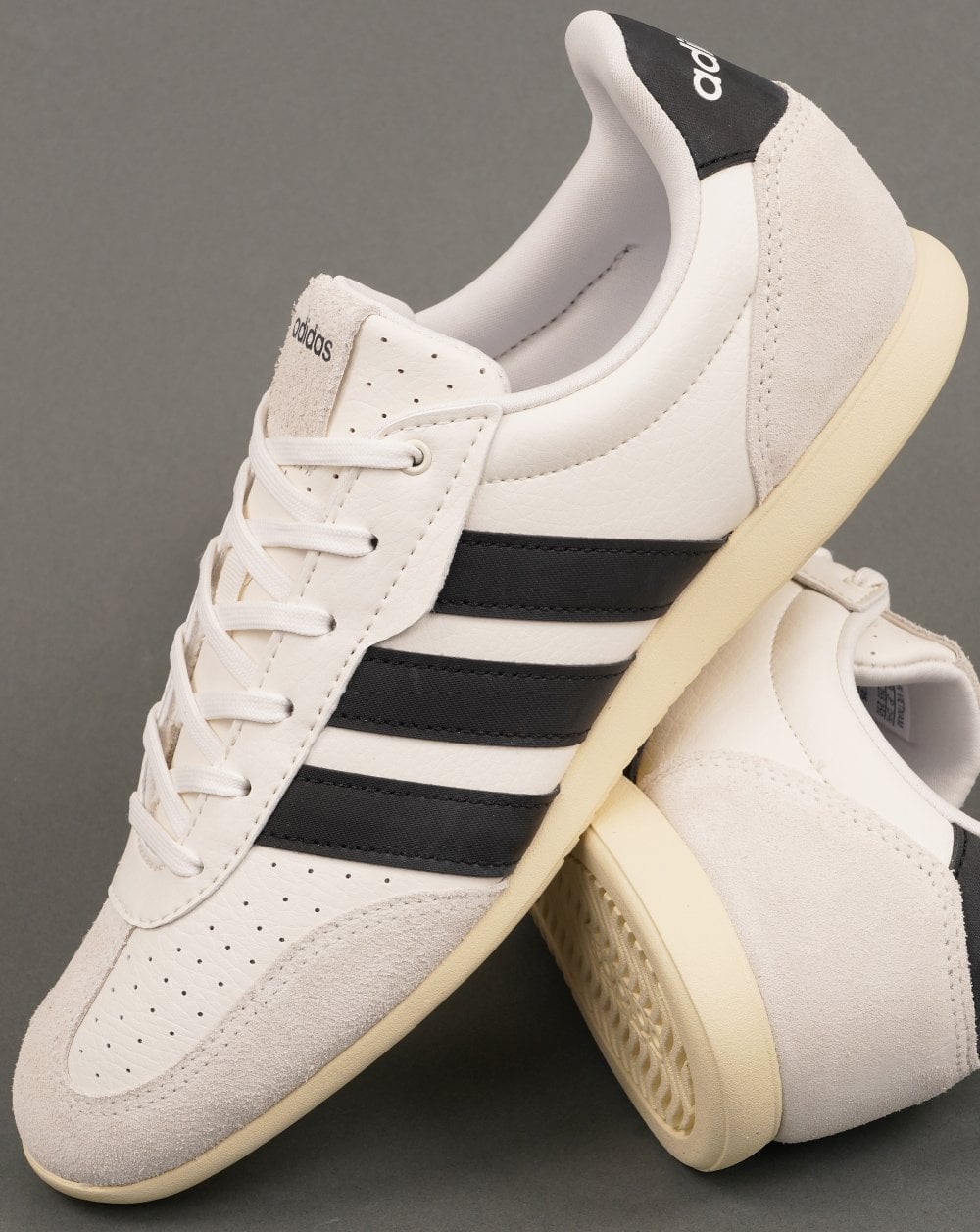 Adidas Barreda Lo Trainers White/Black