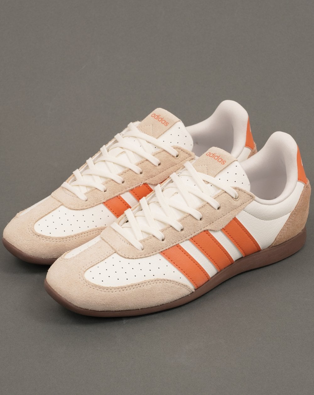 Adidas Barreda Lo Trainers Off White / Orange