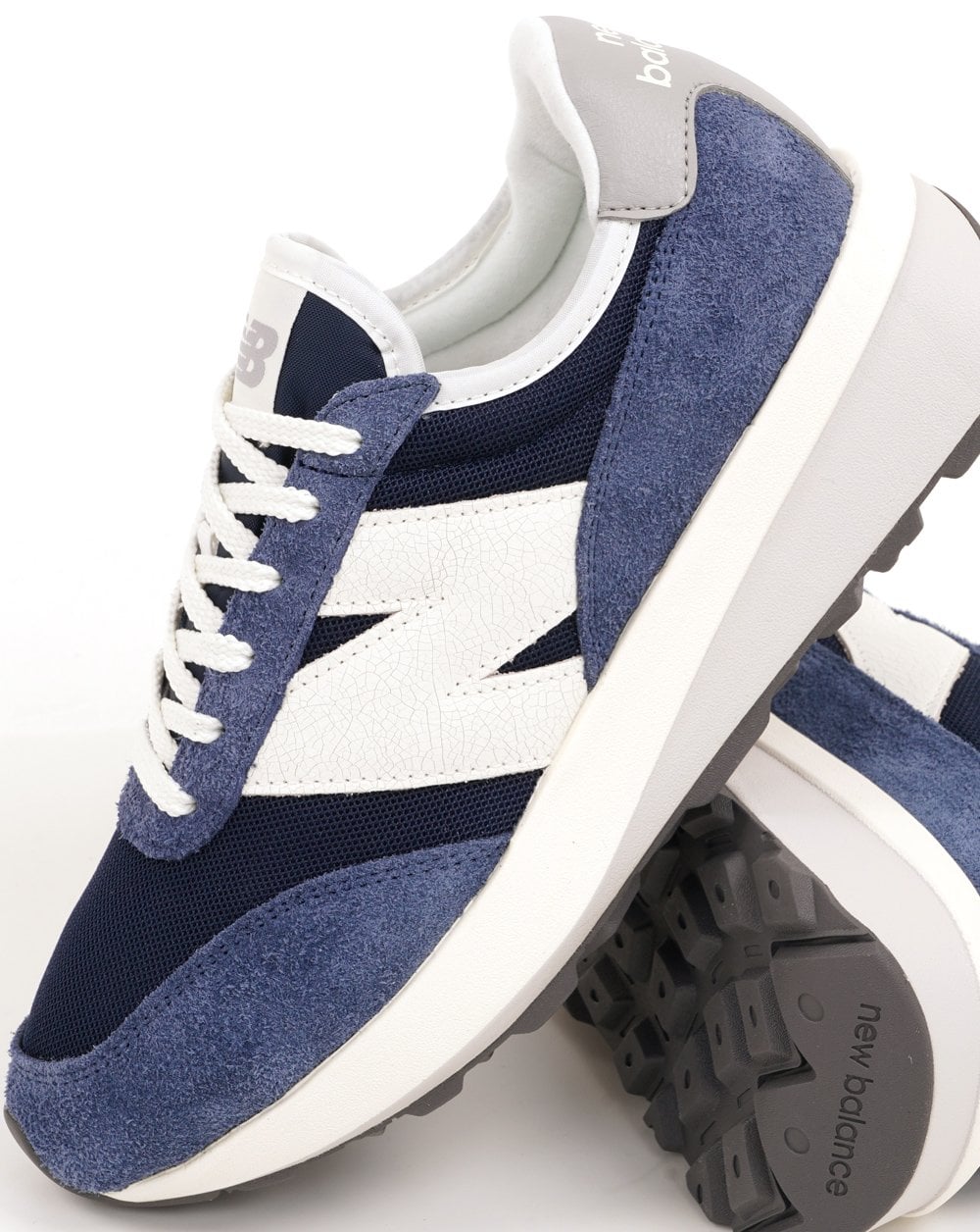 New Balance 370 Trainers Navy/Sea Salt