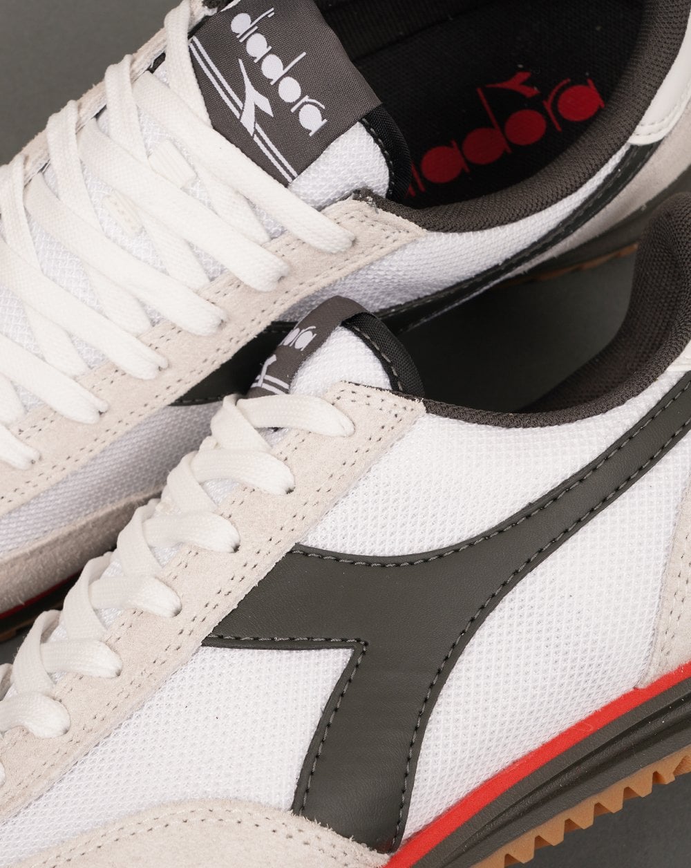 Diadora Cross Trainers White Black