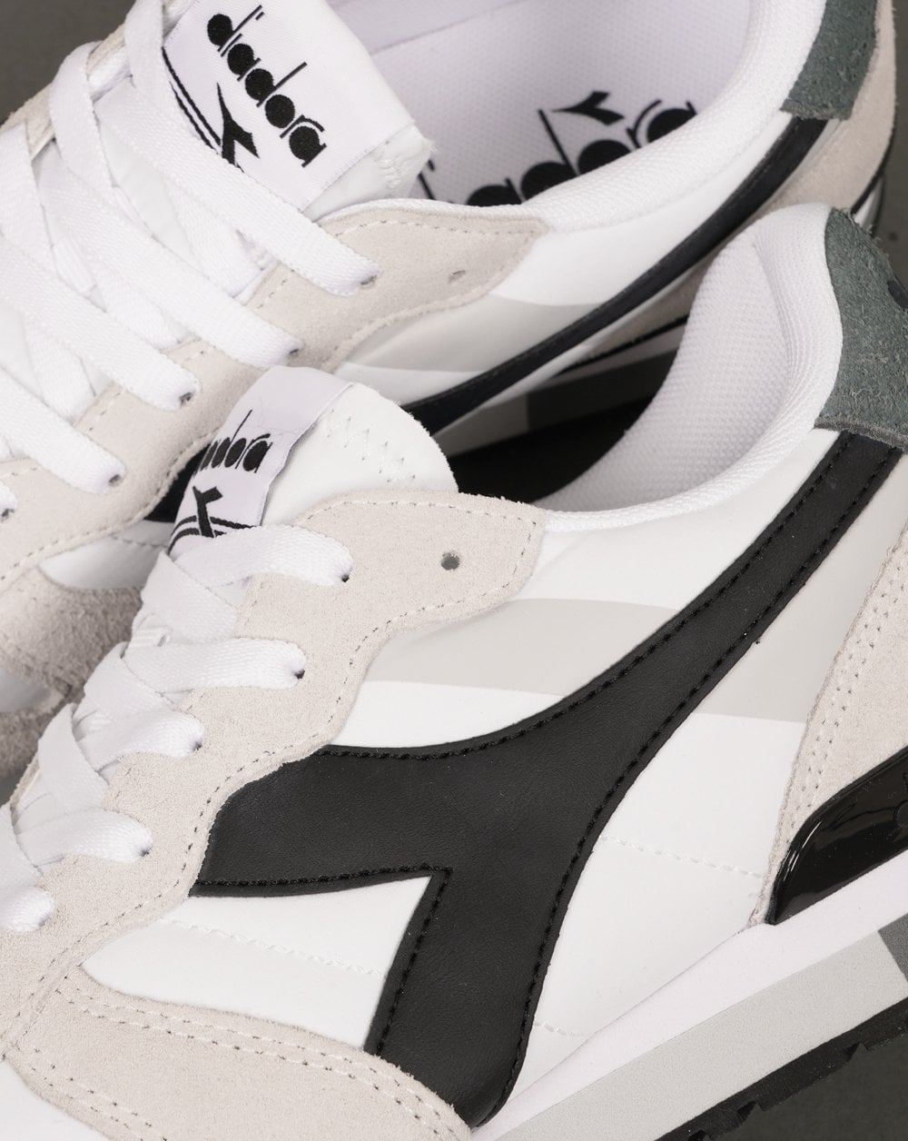Diadora Camaro M2 Smooth Trainers White Black
