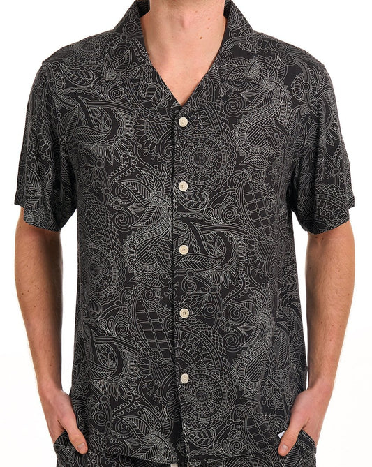 Pretty Green Resonance Linear Paisley SS Shirt Black