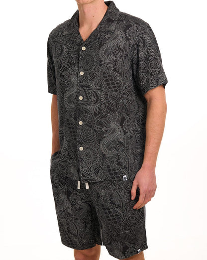 Pretty Green Resonance Linear Paisley SS Shirt Black