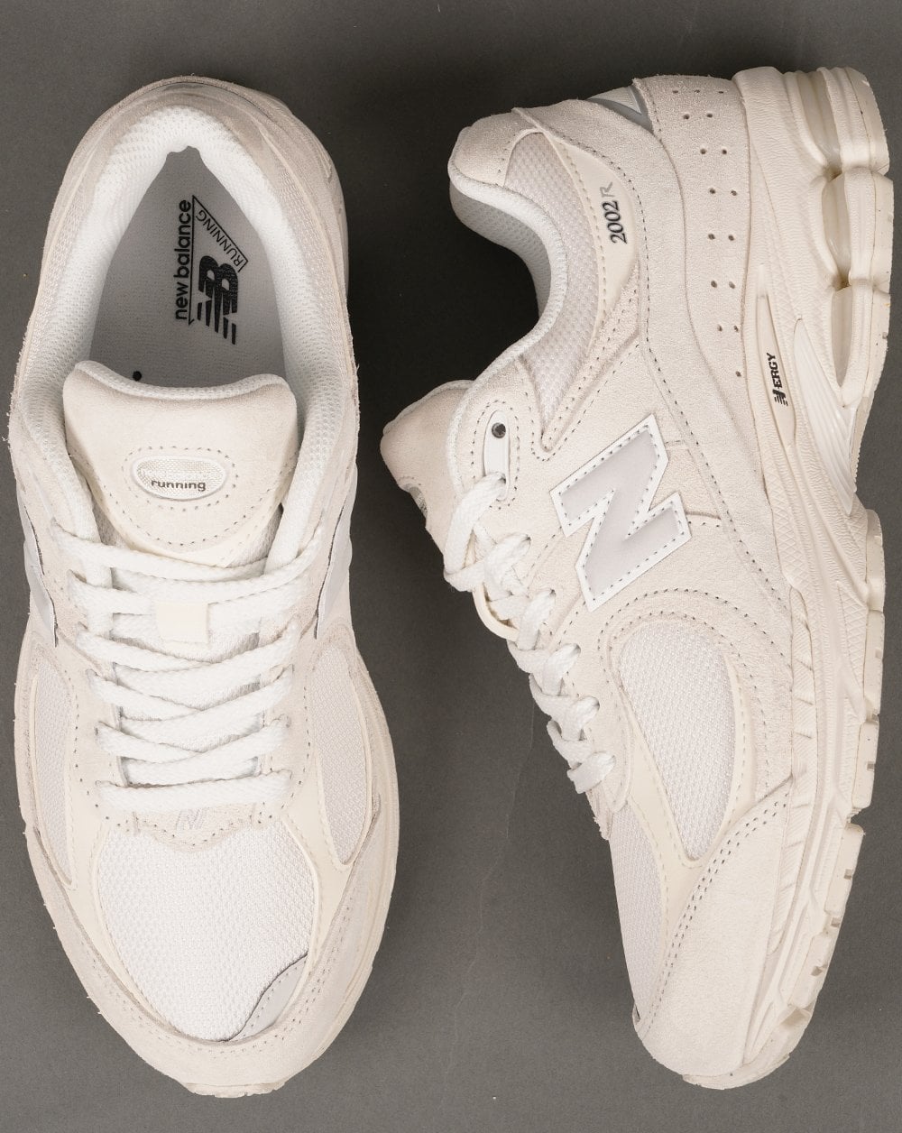 New Balance 2002R Trainers Sea Salt