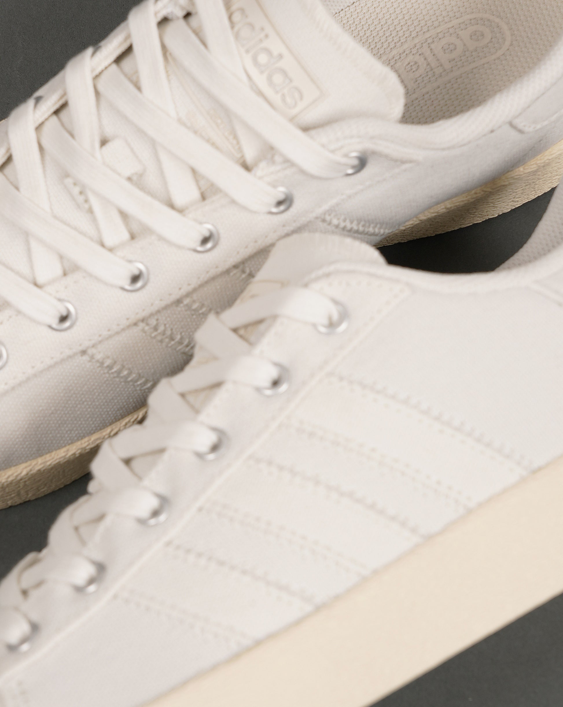Adidas Jump Hook Trainers Off White/Warm Vanilla