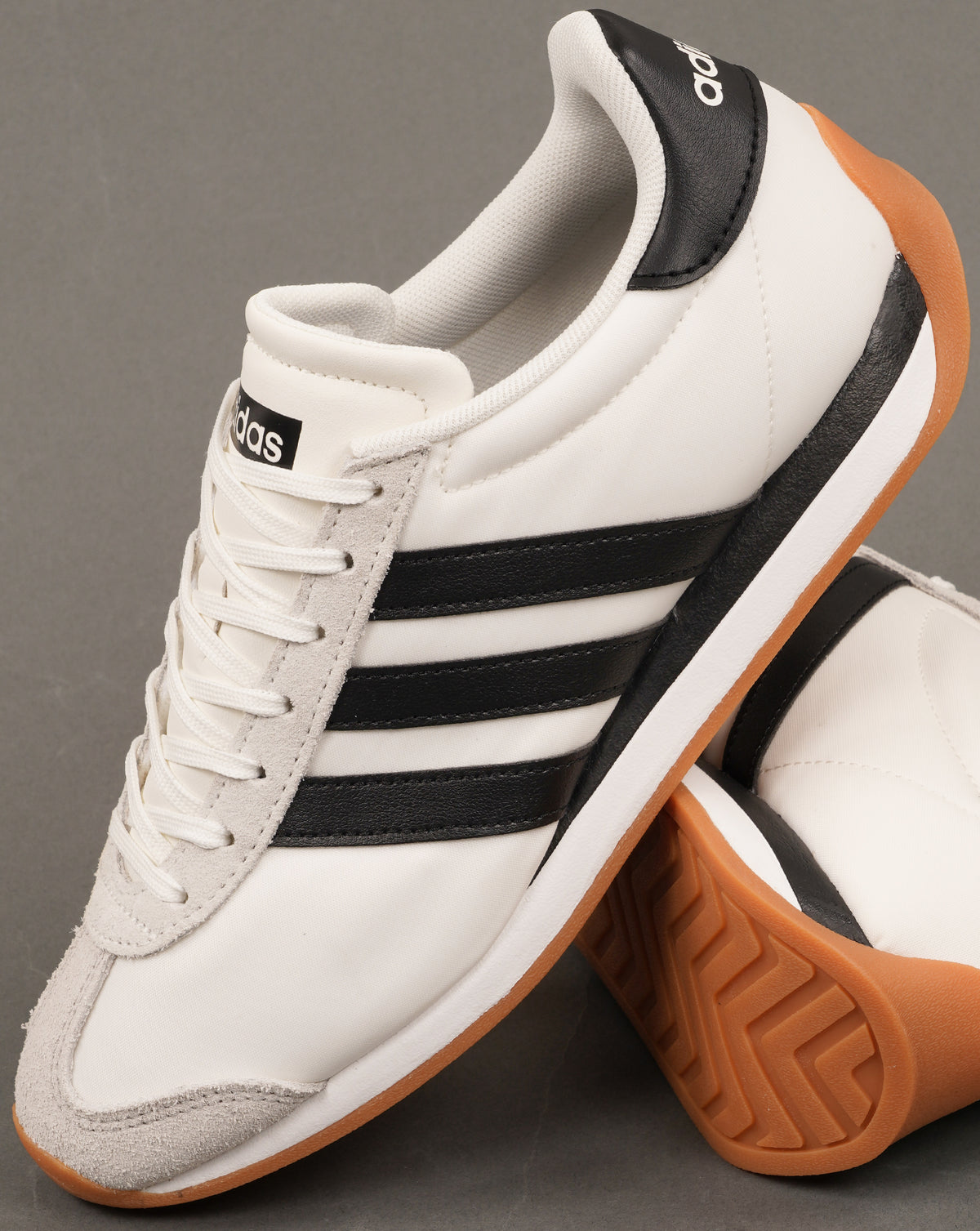 Adidas Runvista Trainers White/Black