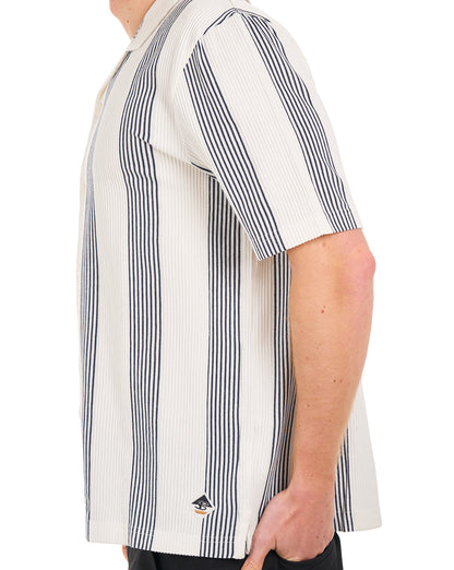 Ben Sherman TEXTURED CANDY STRIPE SHIRT Snow White