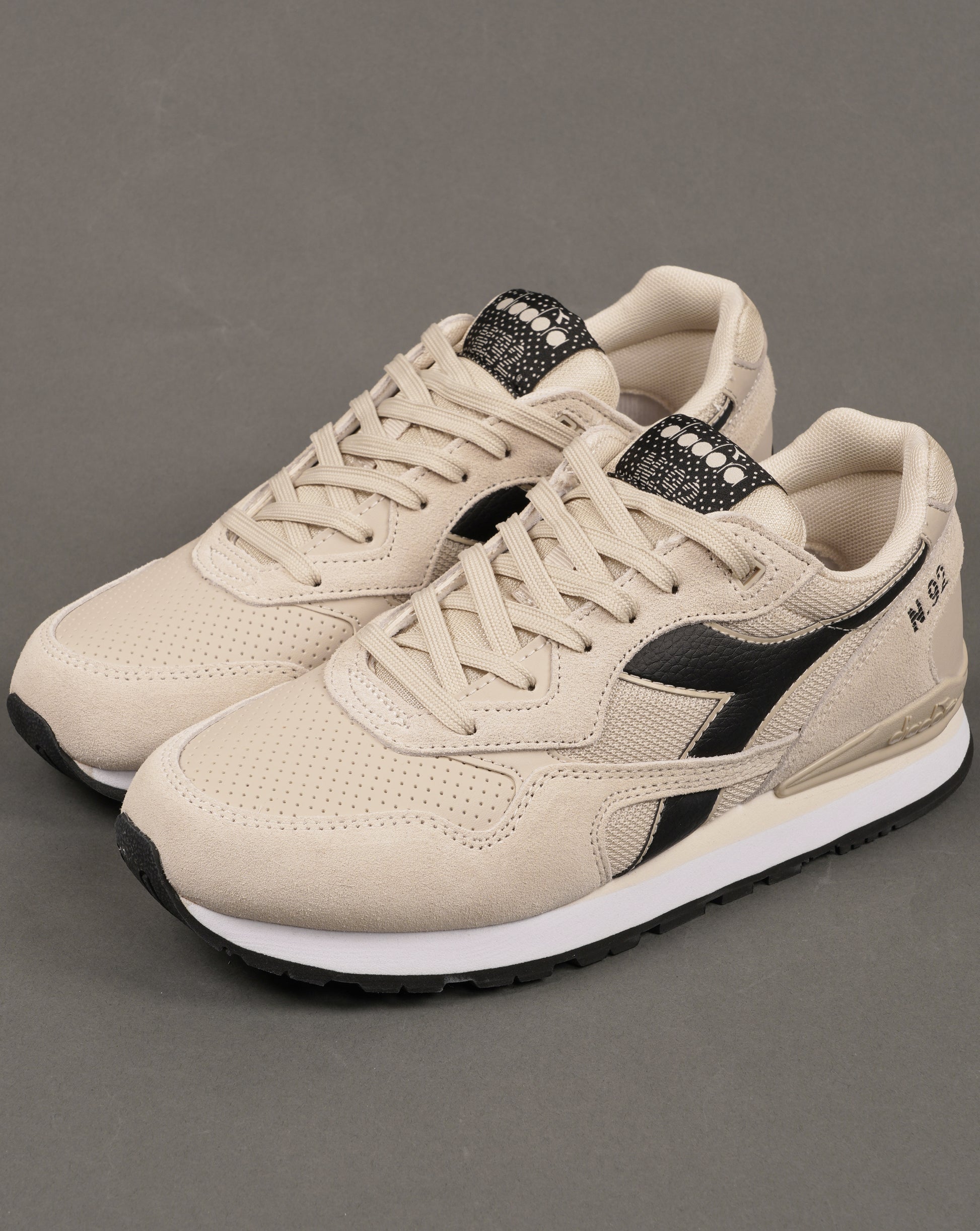 Diadora N92 Advance Trainers Gray Oat