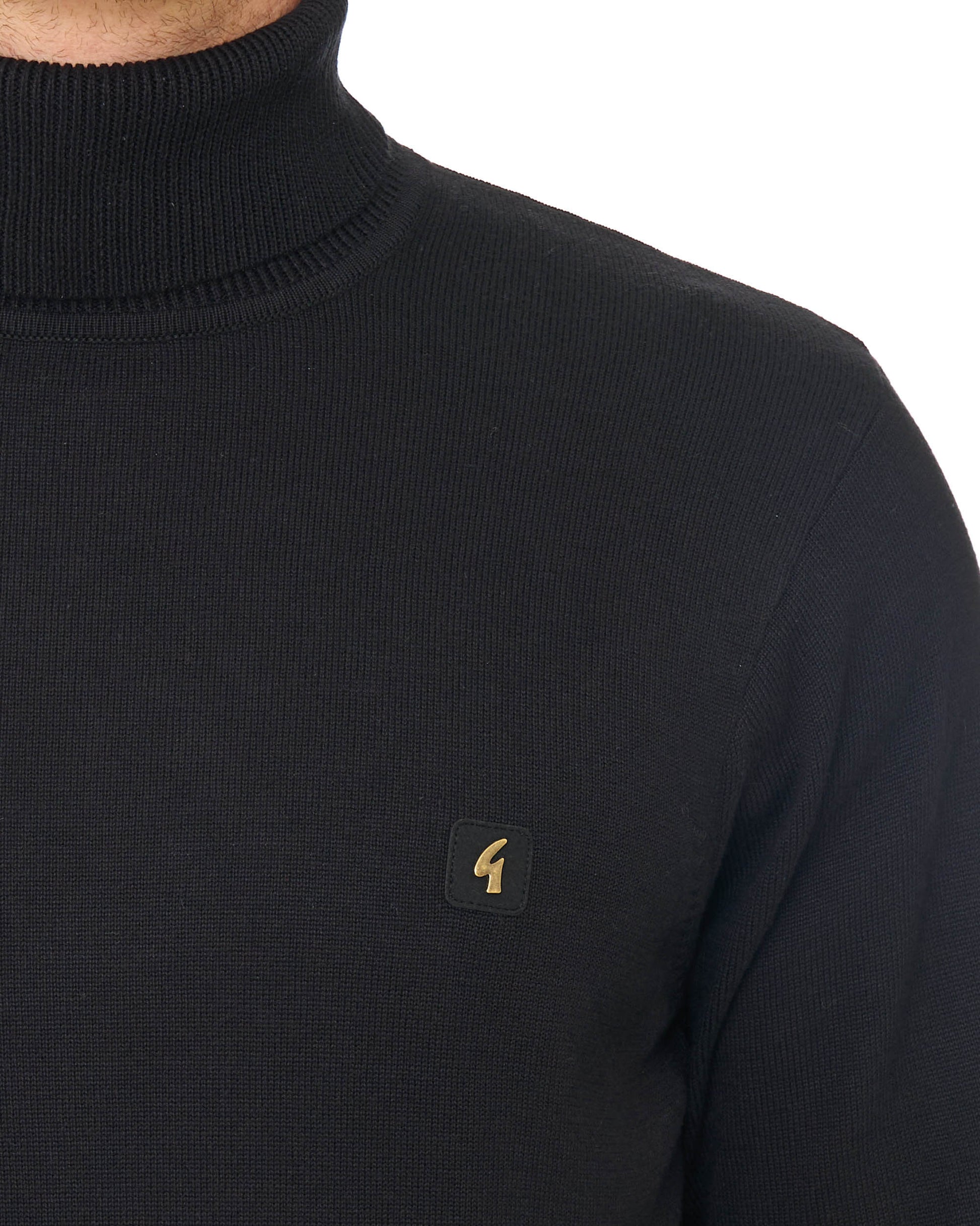 Gabicci Vintage Ricardo Roll Neck Knit Black