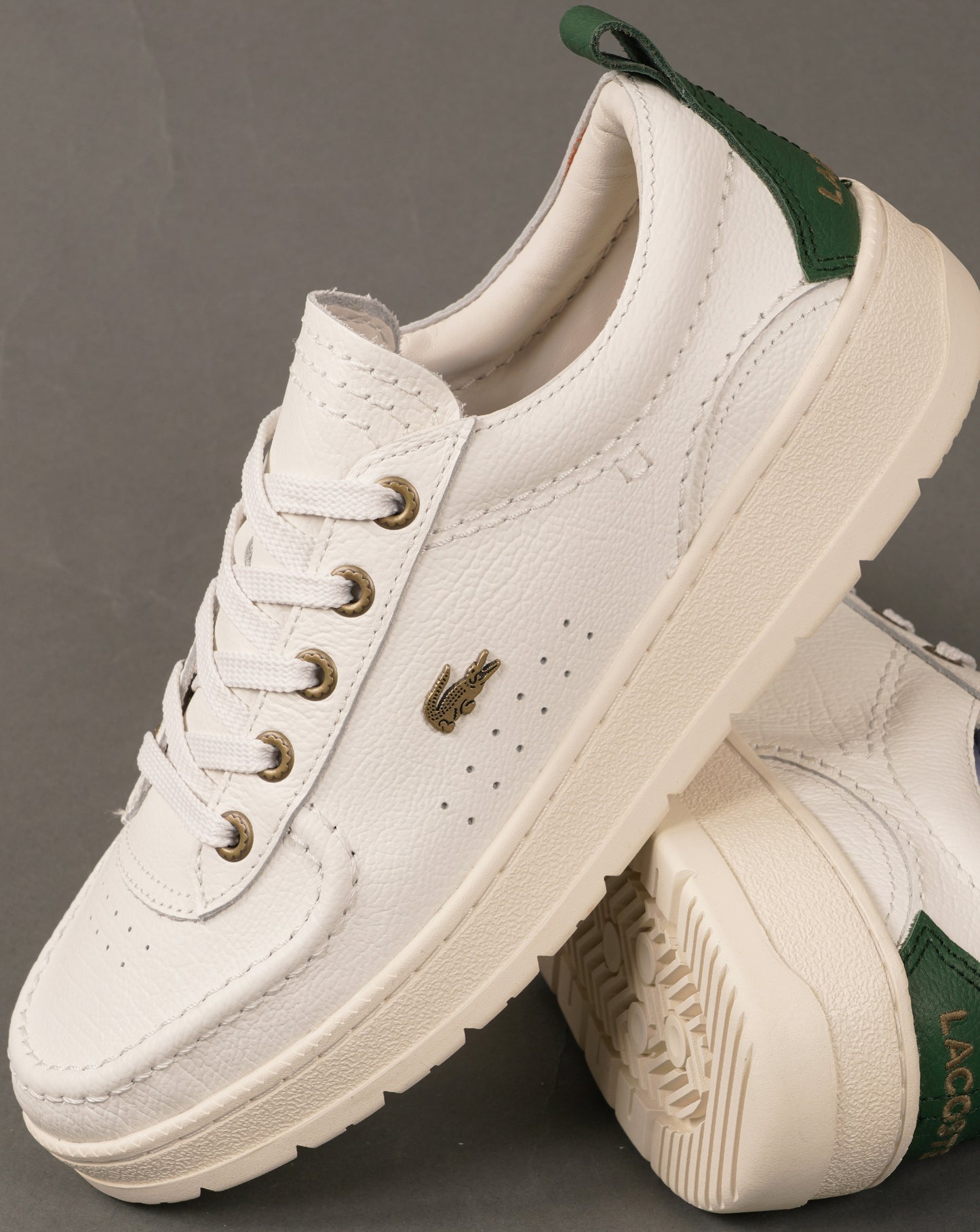 Lacoste Umpire Leather Trainers Off White/Dark Green