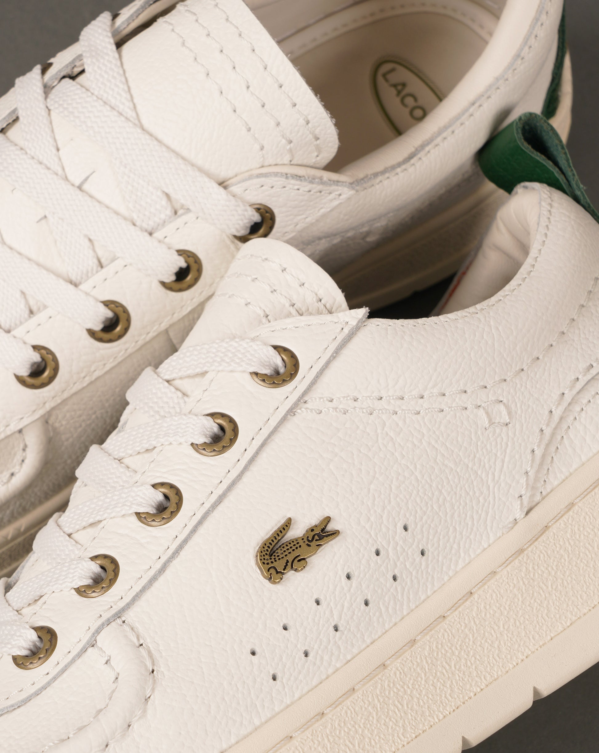 Lacoste Umpire Leather Trainers Off White/Dark Green