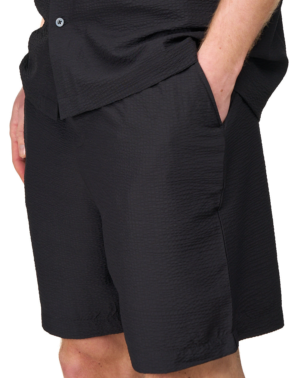 Lyle & Scott Crinkle Resort Shorts Black
