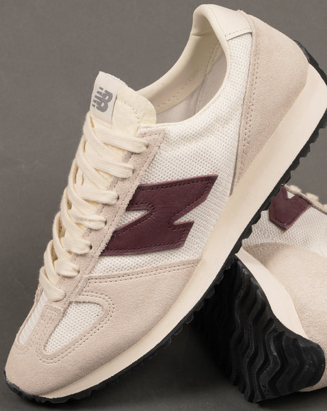 New Balance 471 Trainers Linen/Maroon