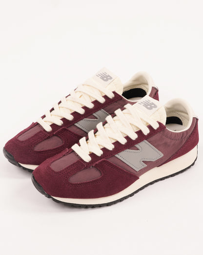 New Balance 471 Trainers Mulled Wine