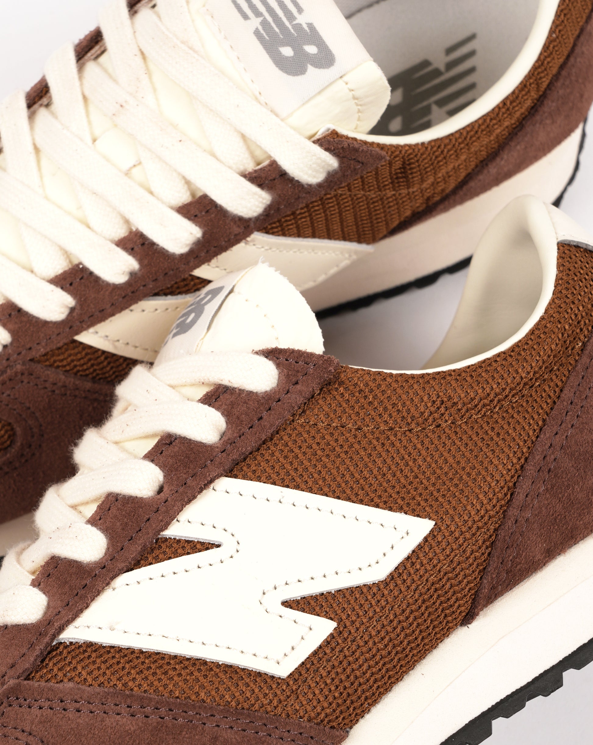 New Balance 471 Trainers Rich Oak/White