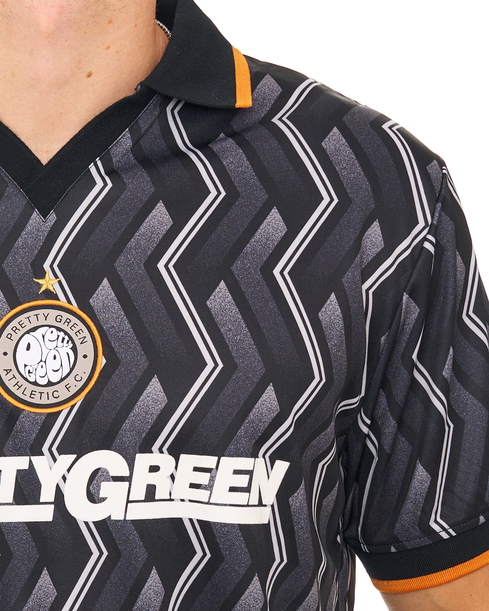 Pretty Green Kingsleigh Football Top Black