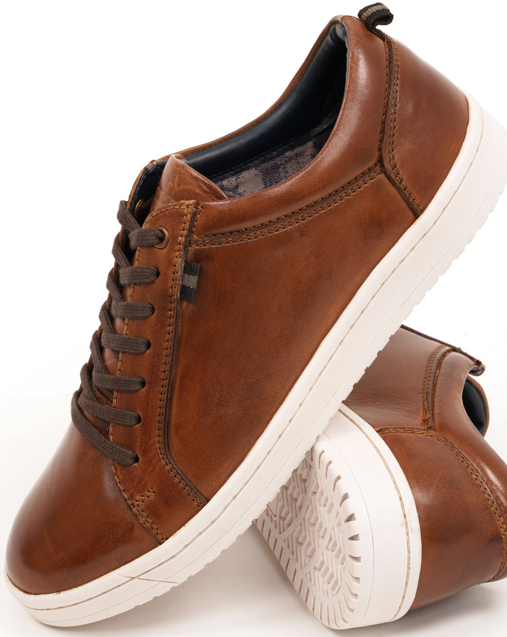 Roamers 7 Eyelet Shoe Trainers Tan