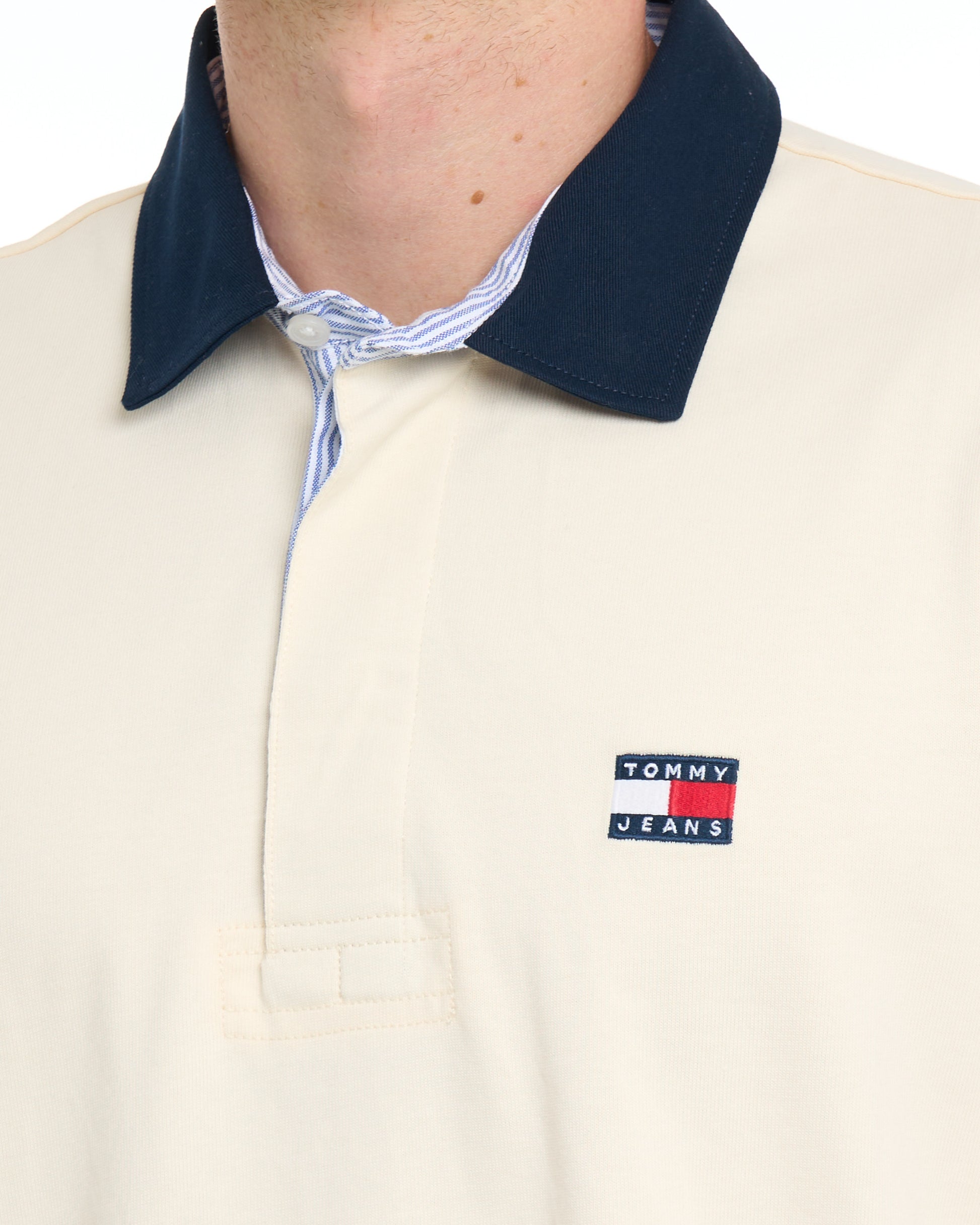 Tommy Jeans Badge Relaxed Rugby Shirt Cream