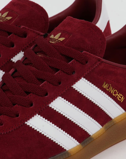 Adidas Munchen Trainers Burgundy/White